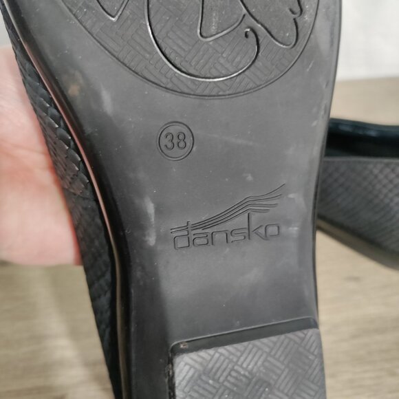 Dansko Oksana Leather Snakeskin Embossed Size 38 US 8 Black Shoes Loafer - Picture 9 of 10